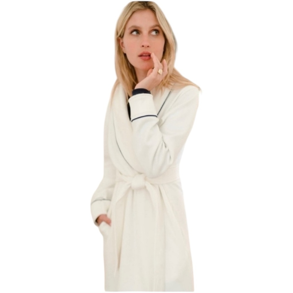 Lake Pajamas Cozy Robe in French Blue - XL Ivory White with Blue Piping - Picture 8 of 8